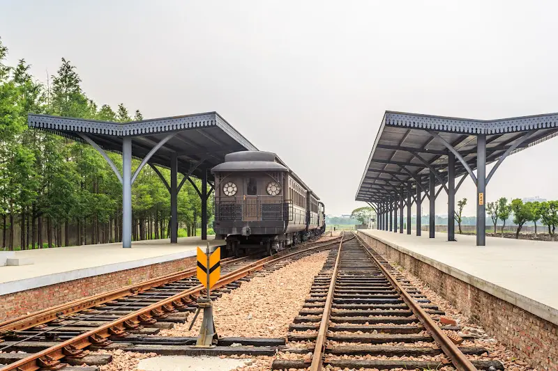 Understanding Different Types Of Bolts In Railway Systems picture1